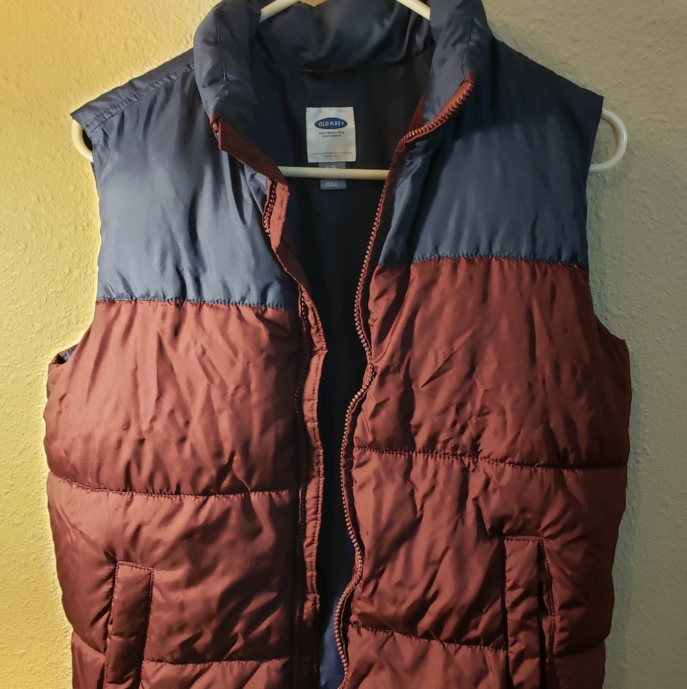 Old navy puffer zip up vest kids women